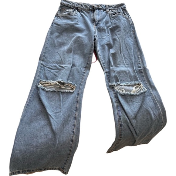 Distressed Blue Jeans - Picture 1 of 4